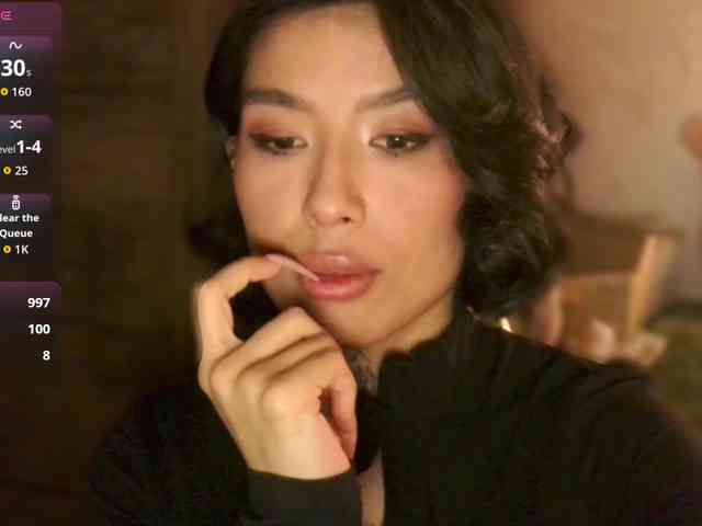 Girl-next-door webcam