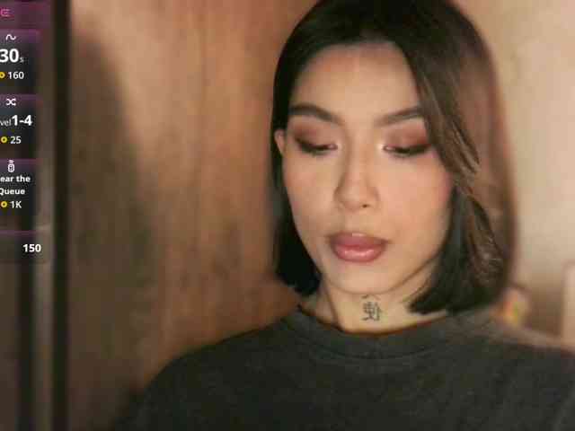 Girl-next-door webcam