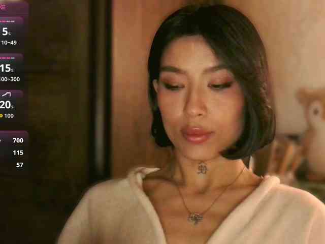 Girl-next-door webcam