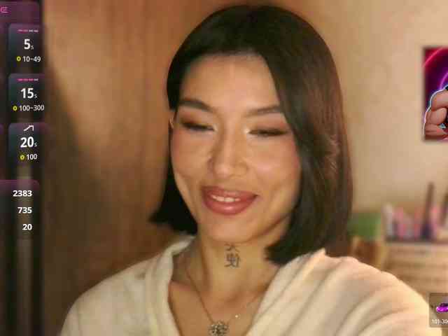 Girl-next-door webcam