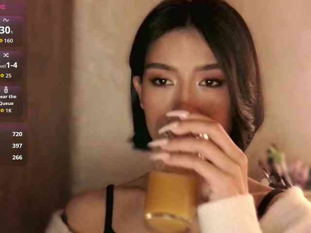 Girl-next-door webcam