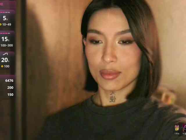 Girl-next-door webcam