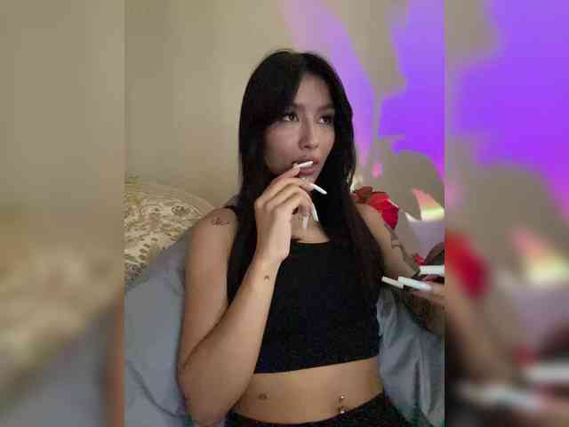 Girl-next-door webcam