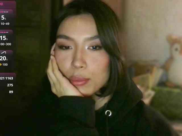 Girl-next-door webcam