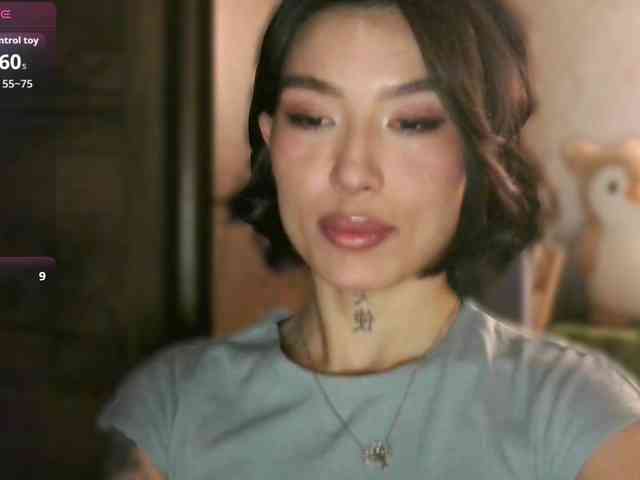 Girl-next-door webcam