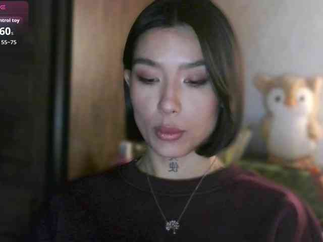 Girl-next-door webcam