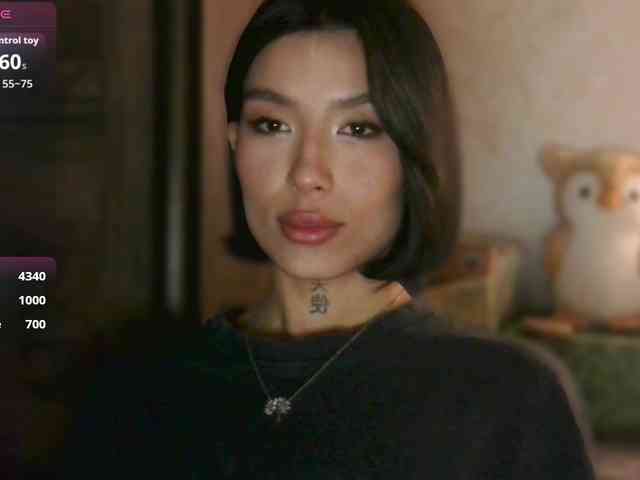 Girl-next-door webcam