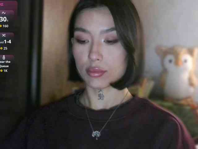 Girl-next-door webcam