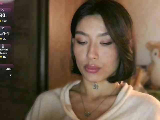 Girl-next-door webcam