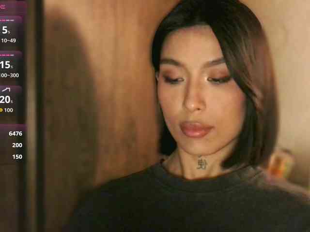 Girl-next-door webcam