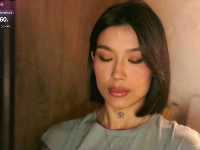 Girl-next-door webcam