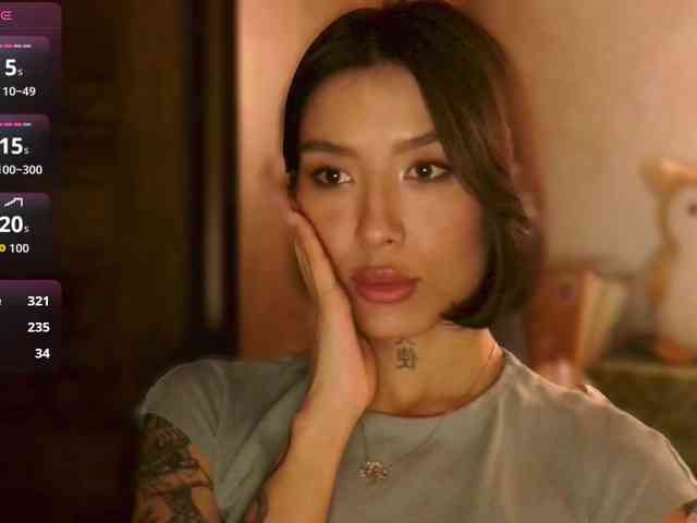 Girl-next-door webcam