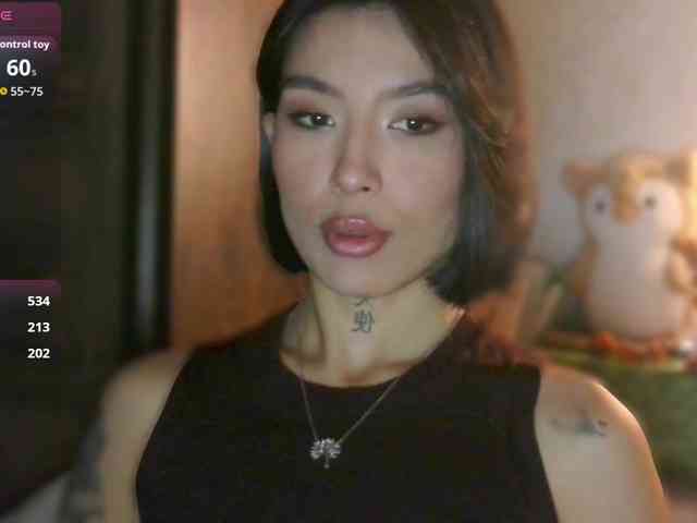 Girl-next-door webcam