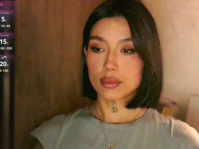 Girl-next-door webcam