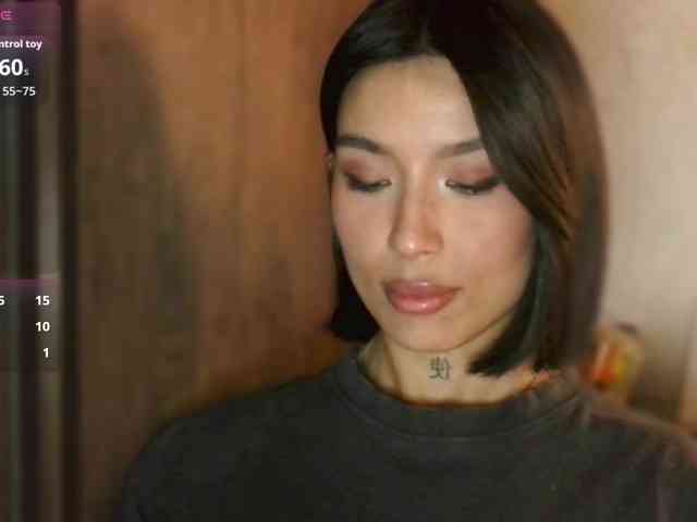 Girl-next-door webcam