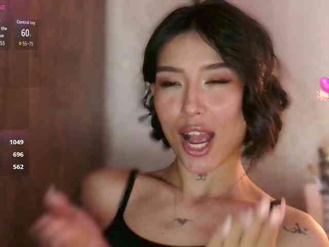 Girl-next-door webcam