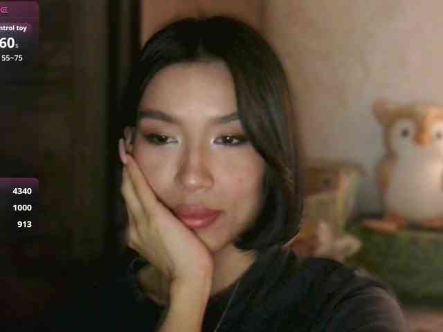 Girl-next-door webcam