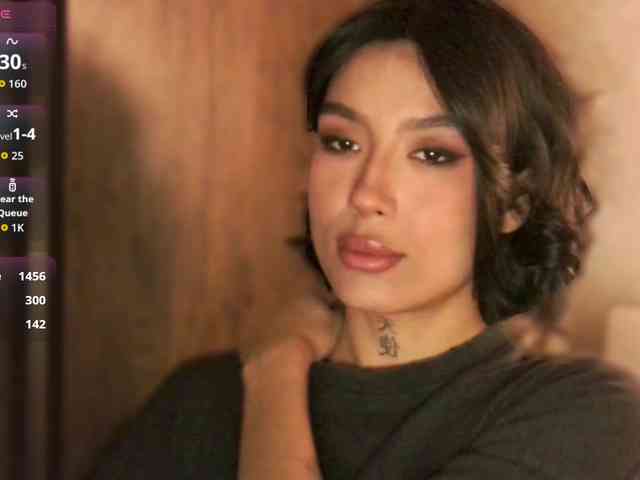 Girl-next-door webcam