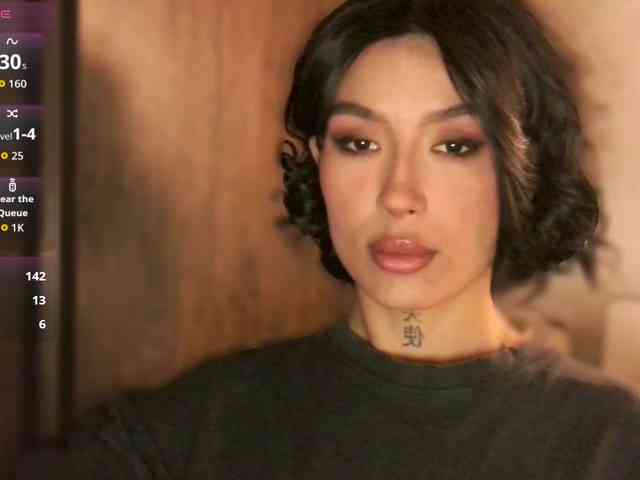 Girl-next-door webcam