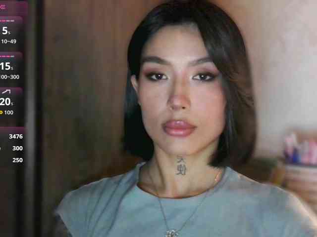 Girl-next-door webcam