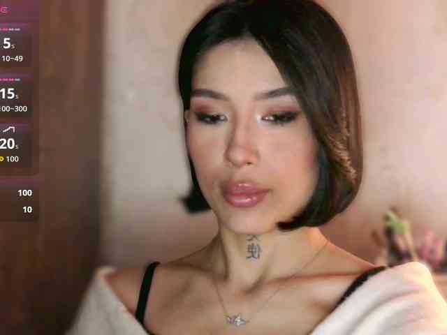 Girl-next-door webcam