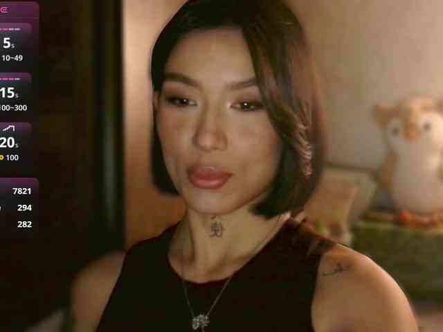 Girl-next-door webcam