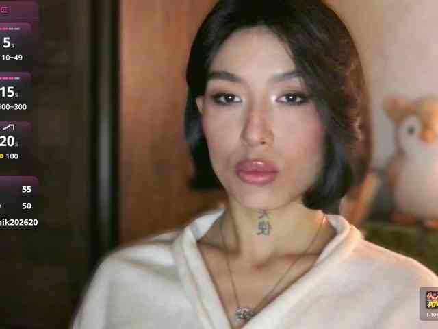 Girl-next-door webcam