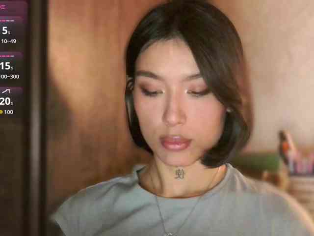 Girl-next-door webcam