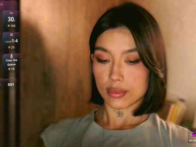 Girl-next-door webcam