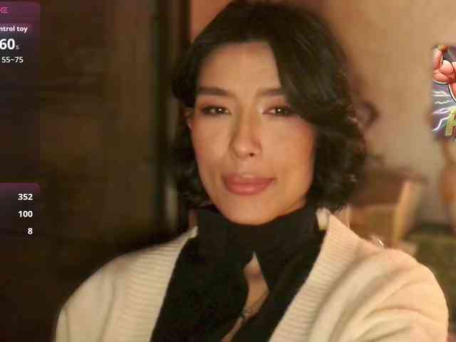 Girl-next-door webcam