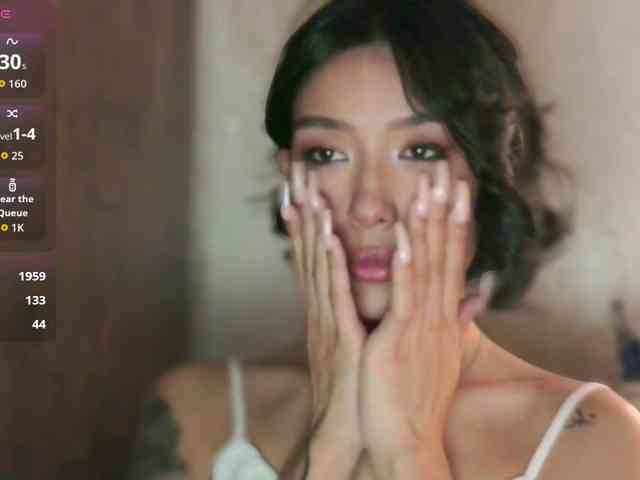 Girl-next-door webcam