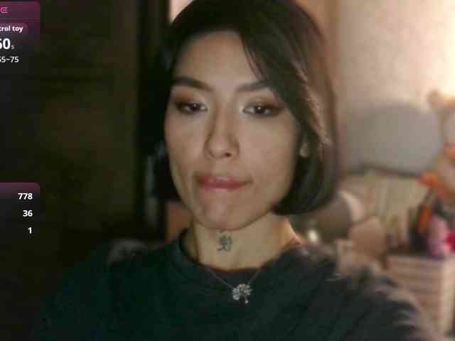 Girl-next-door webcam