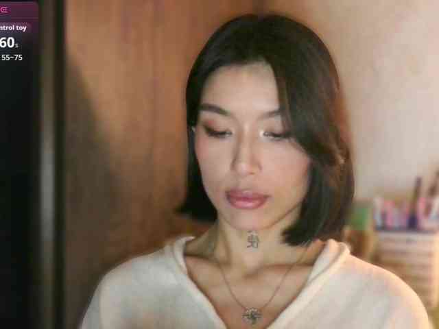 Girl-next-door webcam