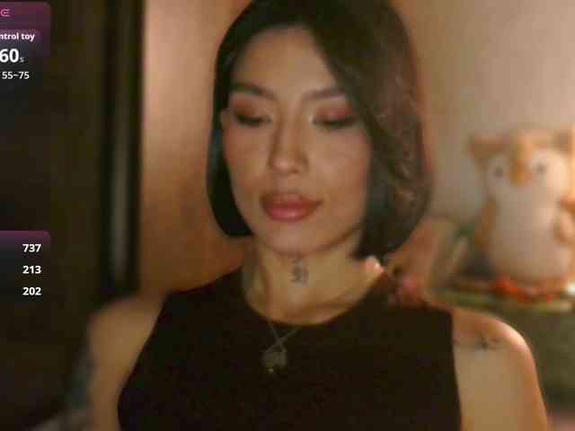 Girl-next-door webcam