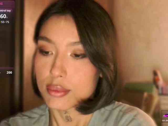 Girl-next-door webcam