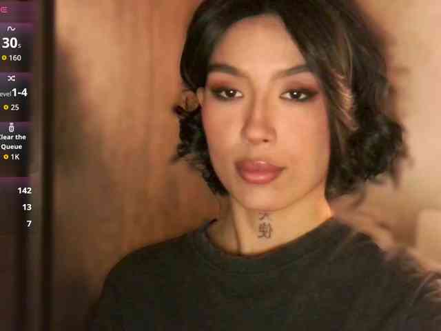 Girl-next-door webcam