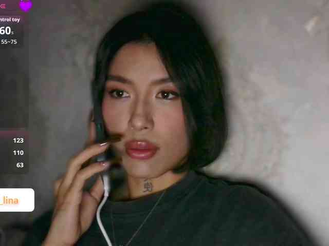 Girl-next-door webcam