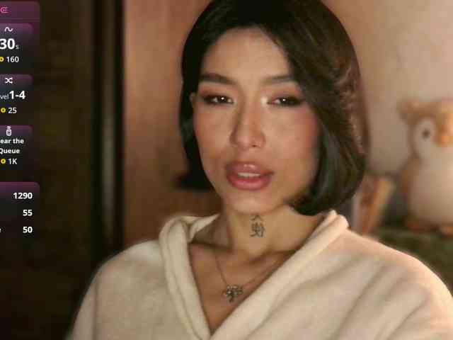 Girl-next-door webcam