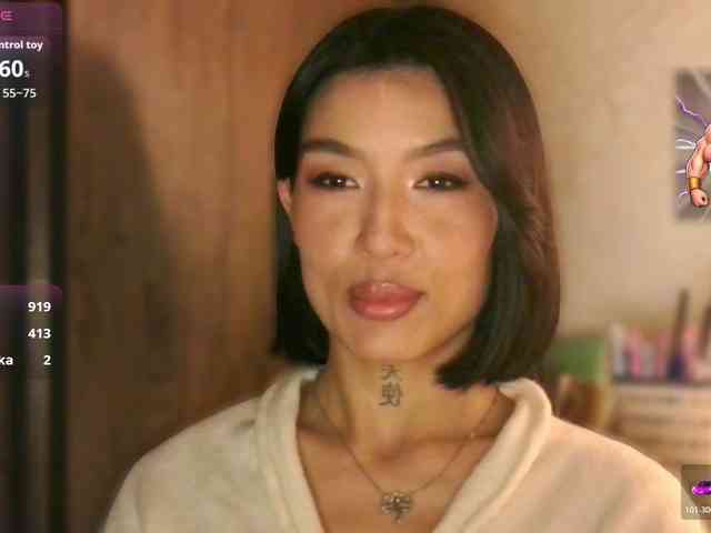 Girl-next-door webcam