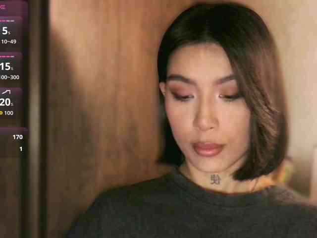 Girl-next-door webcam