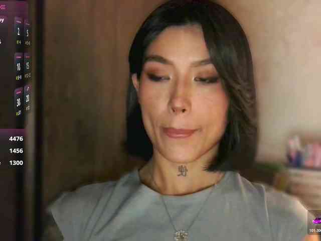 Girl-next-door webcam