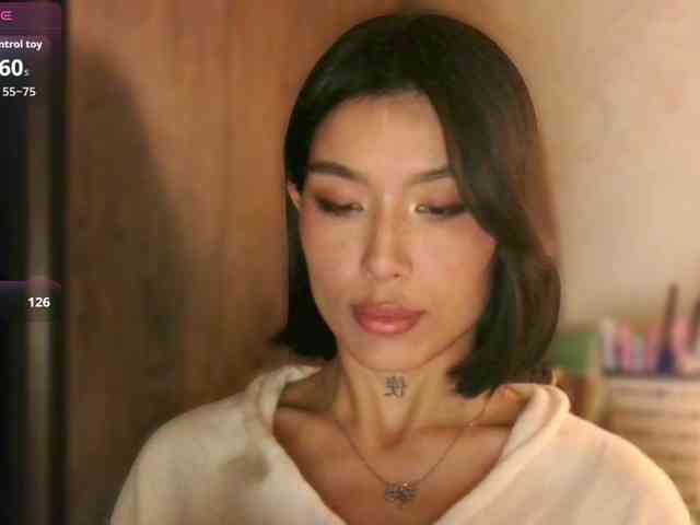 Girl-next-door webcam