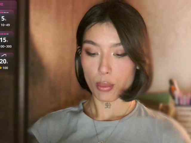 Girl-next-door webcam