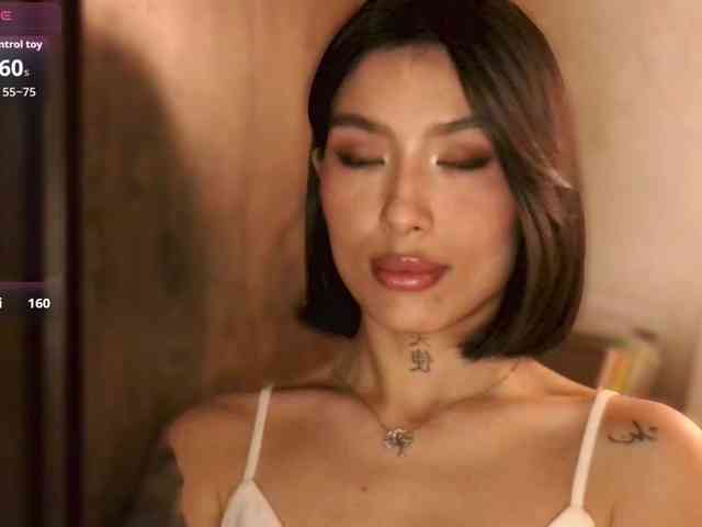 Girl-next-door webcam