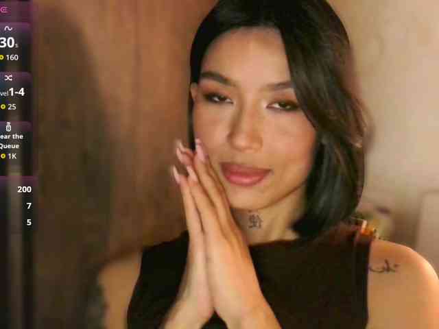 Girl-next-door webcam