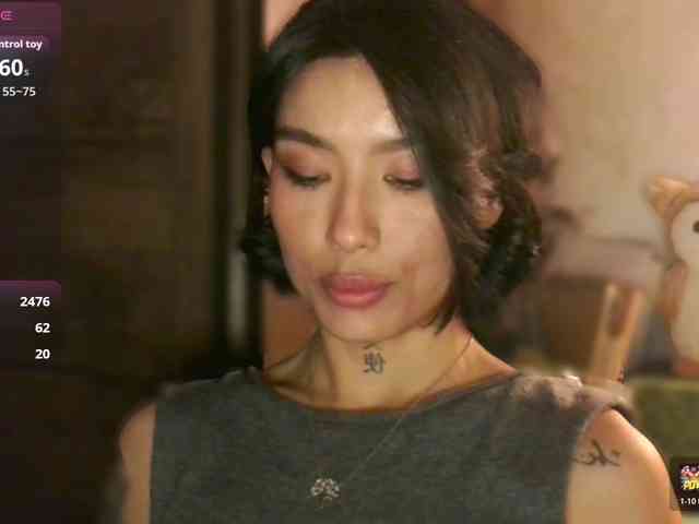 Girl-next-door webcam