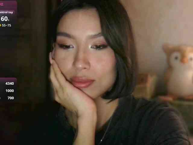 Girl-next-door webcam