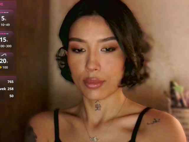 Girl-next-door webcam