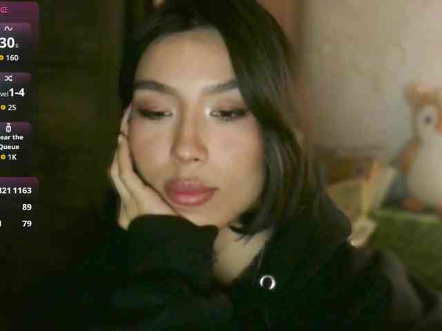 Girl-next-door webcam