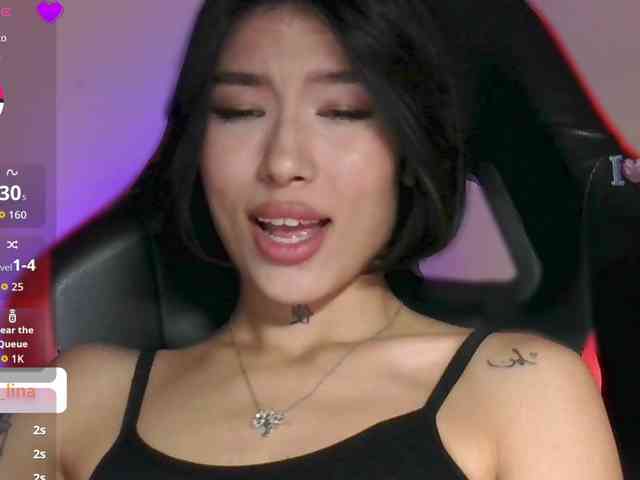 Girl-next-door webcam